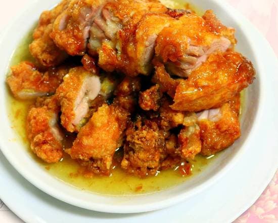 Deep Fried Boneless Chicken in Lemon Sauce