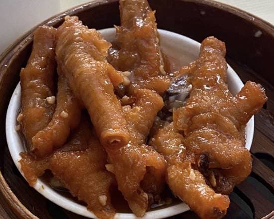 8. Chicken Feet w. Chu Hou Paste 豉味蒸鳳爪